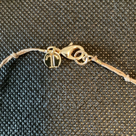 Beautiful Gold Talbots Necklace NWOT - Picture 3 of 3